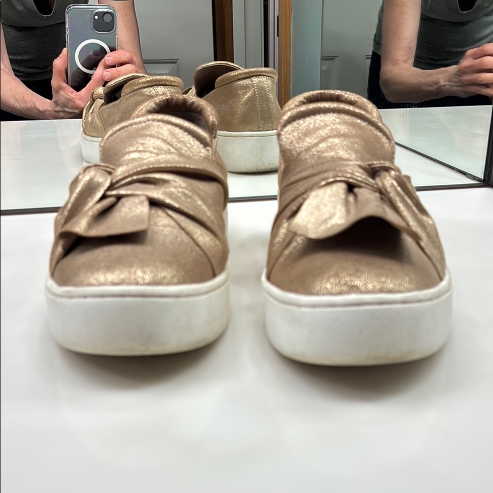 Donald J. Pliner Celeste Gold Metallic Slip-On Sneakers Size 6.5 - Picture 3 of 7